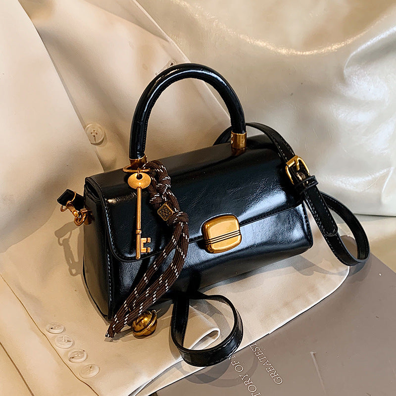 Cora Lock Box Bag, black styled