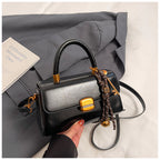 Cora Lock Box Bag, black