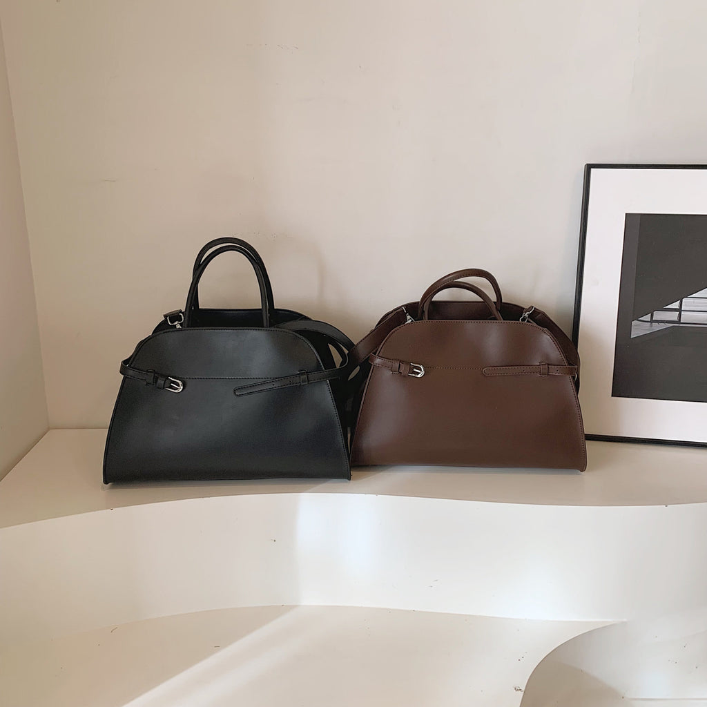 Hollis Relaxed Tote, black and coffee