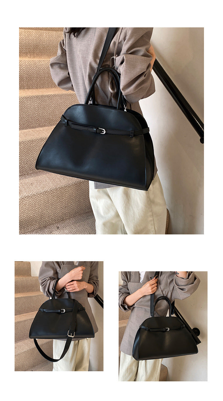 Hollis Relaxed Tote, black outfit