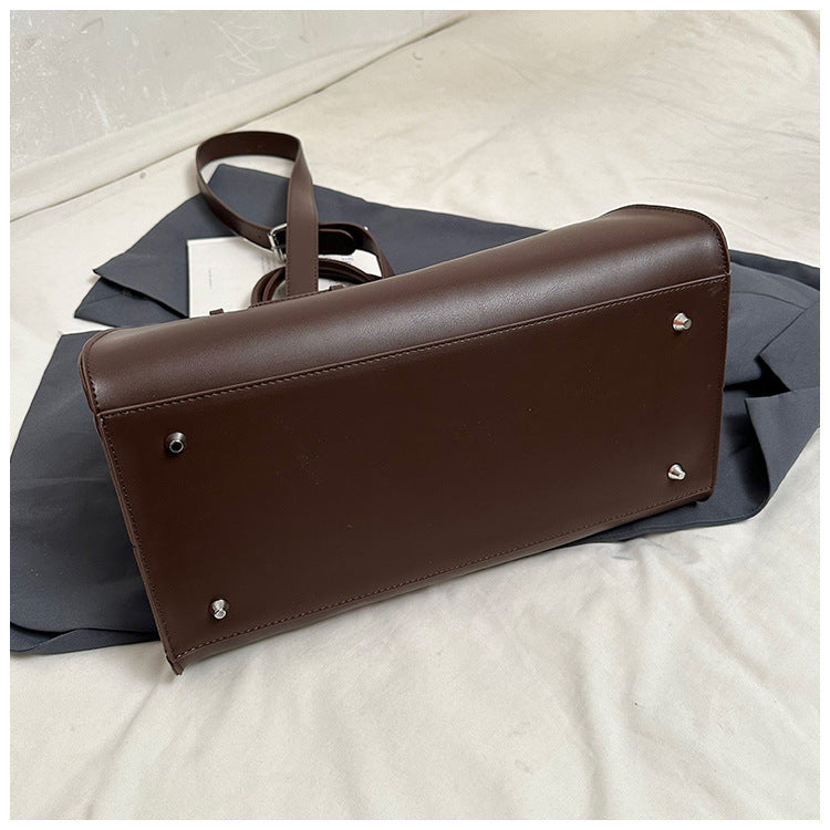 Hollis Relaxed Tote, coffee base